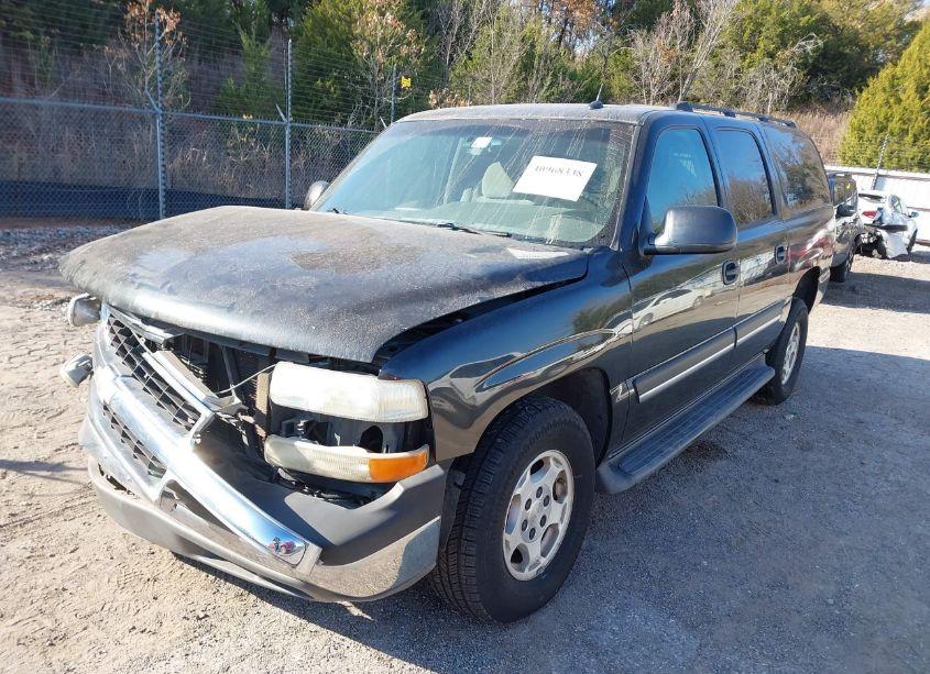 Photo 2 of 2005 Chevrolet Suburban 1500 LS (VIN 3GNEC16Z15G185940)
