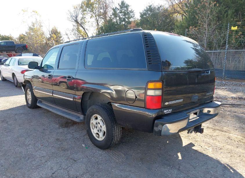Photo 3 of 2005 Chevrolet Suburban 1500 LS (VIN 3GNEC16Z15G185940)