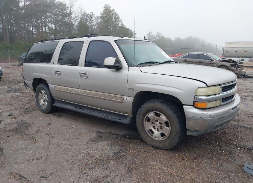 2004 Chevrolet Suburban 1500 LT (VIN 3GNEC16Z24G208057) main photo