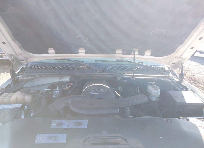 Photo 10 of 2004 Chevrolet Suburban 1500 LT (VIN 3GNEC16Z24G211167)