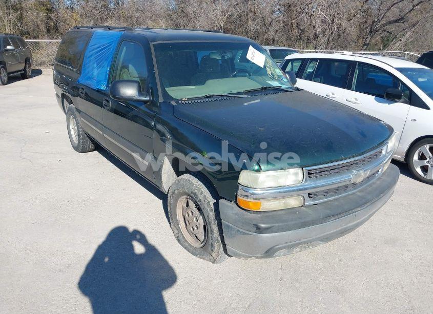 2004 Chevrolet Suburban 1500 LS (VIN 3GNEC16Z24G316520) main photo