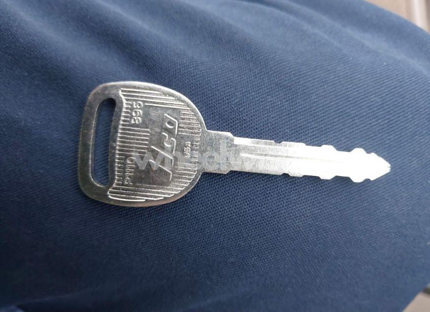 Photo 11 of 2004 Chevrolet Suburban 1500 LS (VIN 3GNEC16Z24G316520)