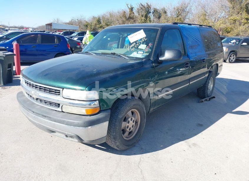 Photo 2 of 2004 Chevrolet Suburban 1500 LS (VIN 3GNEC16Z24G316520)