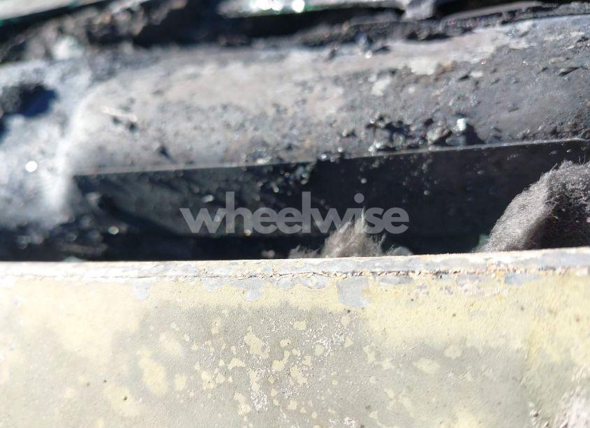 Photo 9 of 2004 Chevrolet Suburban 1500 LT (VIN 3GNEC16Z24G318784)