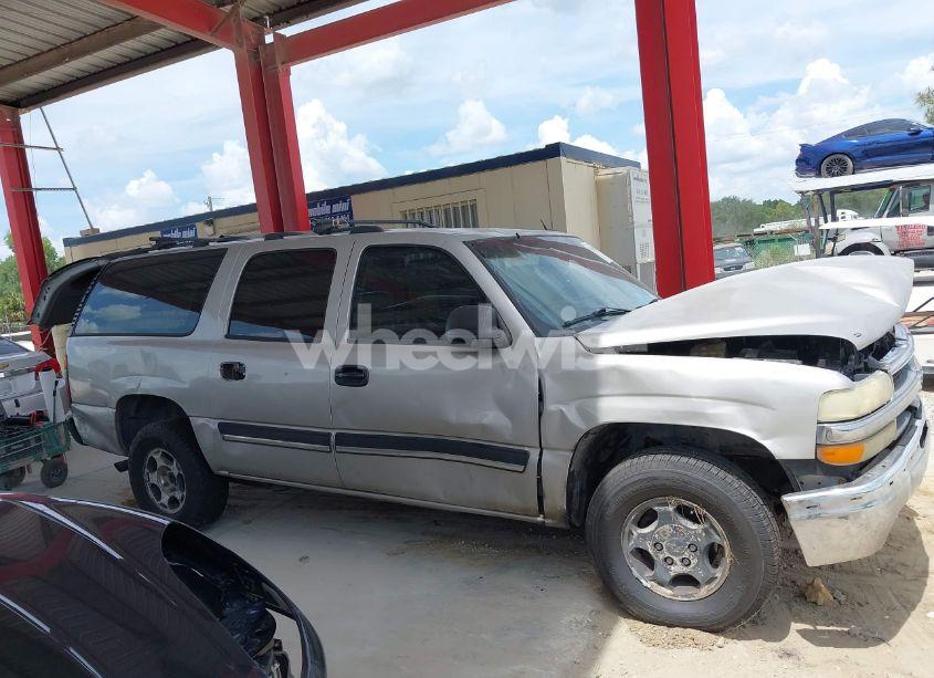 Photo 13 of 2005 Chevrolet Suburban 1500 LS (VIN 3GNEC16Z25G132924)