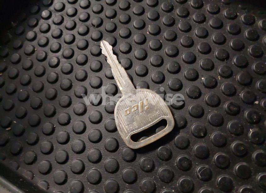 Photo 11 of 2005 Chevrolet Suburban 1500 LS (VIN 3GNEC16Z25G136603)