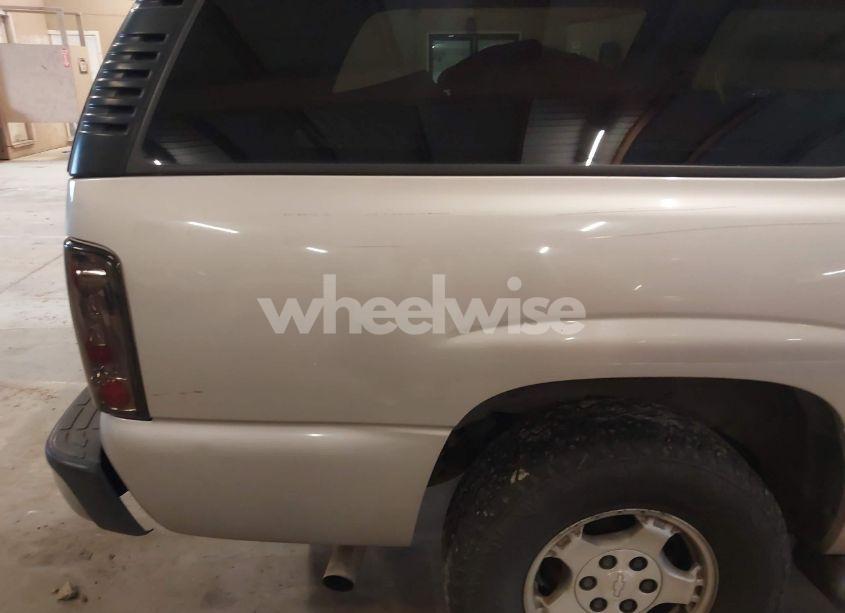 Photo 12 of 2005 Chevrolet Suburban 1500 LS (VIN 3GNEC16Z25G136603)