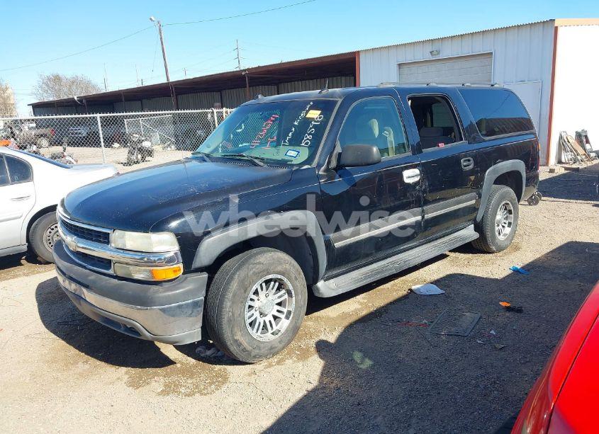 Photo 2 of 2005 Chevrolet Suburban 1500 LS (VIN 3GNEC16Z25G158598)