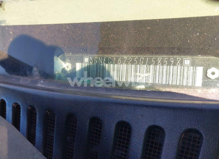 Photo 9 of 2005 Chevrolet Suburban 1500 LS (VIN 3GNEC16Z25G158598)