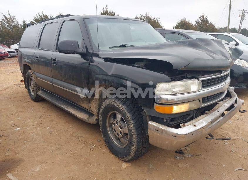 2002 Chevrolet Suburban 1500 LT (VIN 3GNEC16Z42G281945) main photo