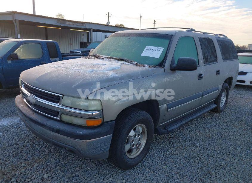 Photo 2 of 2003 Chevrolet Suburban 1500 LS (VIN 3GNEC16Z43G109853)