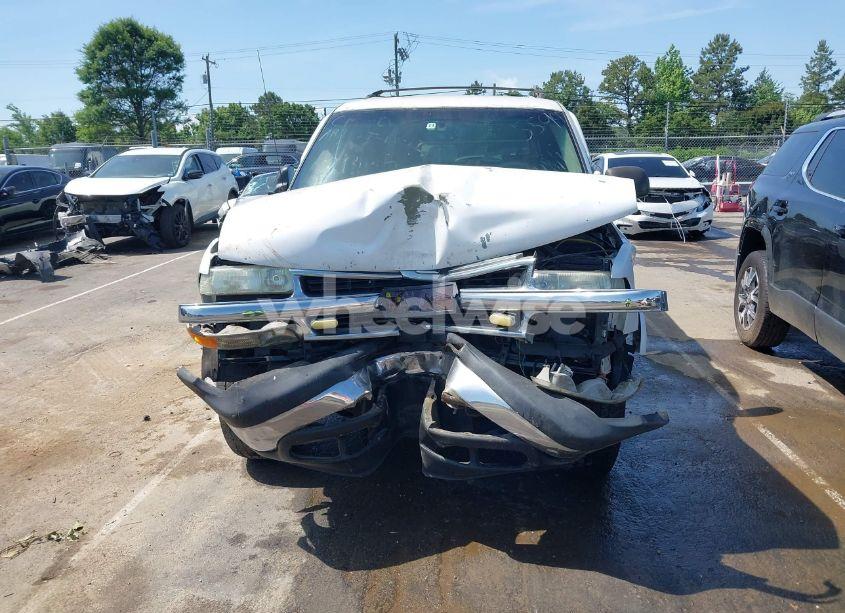 Photo 12 of 2003 Chevrolet Suburban 1500 LS (VIN 3GNEC16Z43G155599)