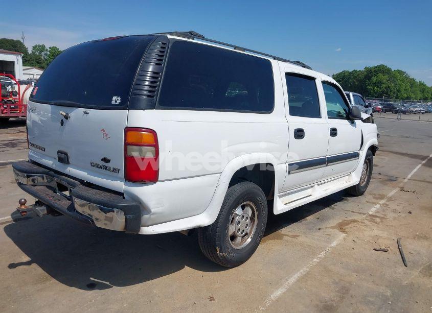 Photo 4 of 2003 Chevrolet Suburban 1500 LS (VIN 3GNEC16Z43G155599)