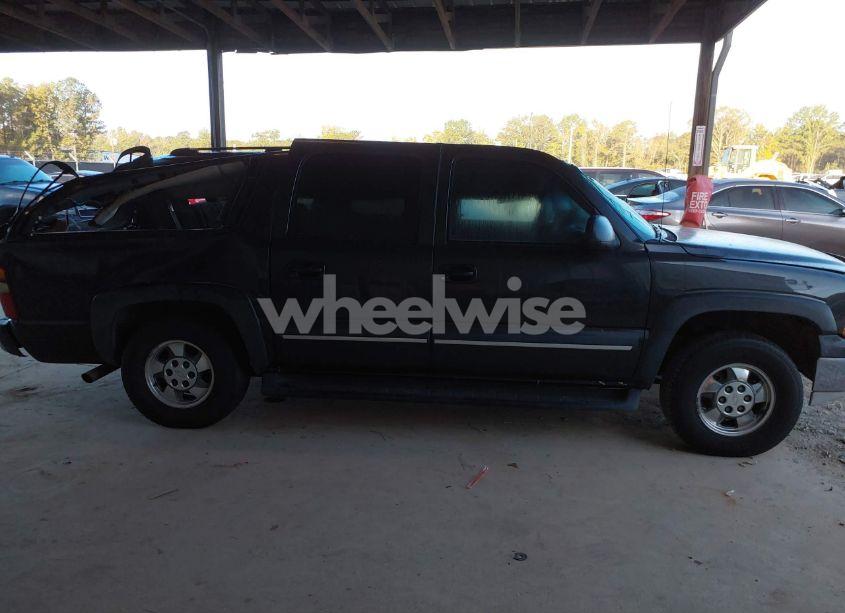 Photo 13 of 2003 Chevrolet Suburban 1500 LS (VIN 3GNEC16Z43G341045)