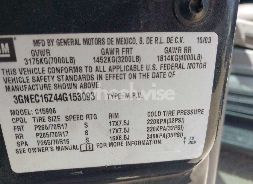 Photo 9 of 2004 Chevrolet Suburban 1500 LT (VIN 3GNEC16Z44G153093)
