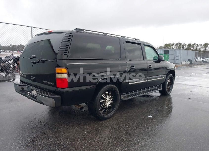 Photo 4 of 2005 Chevrolet Suburban 1500 LS (VIN 3GNEC16Z45G114201)
