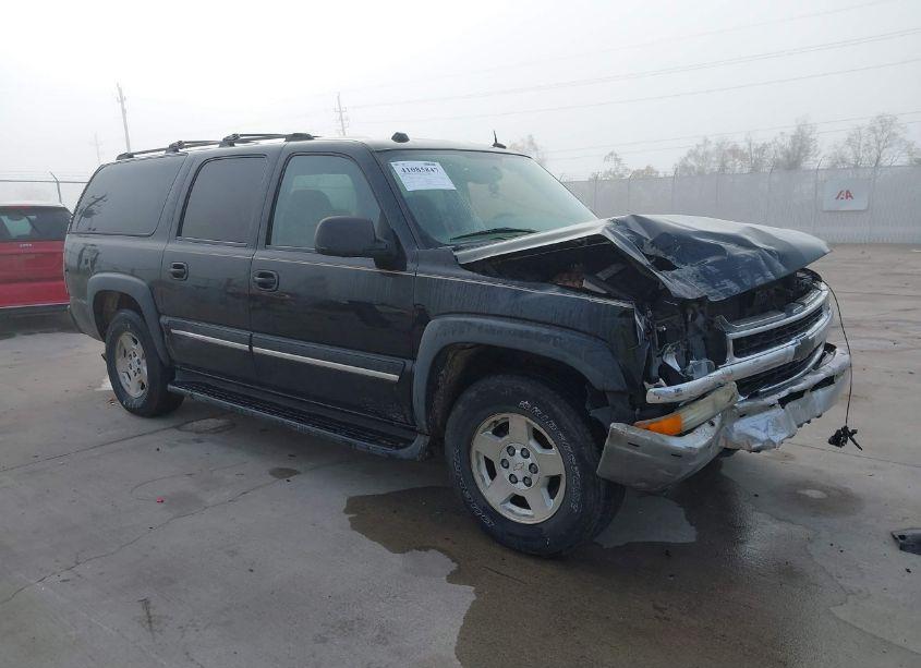 2004 Chevrolet Suburban 1500 LS (VIN 3GNEC16Z54G205203) main photo