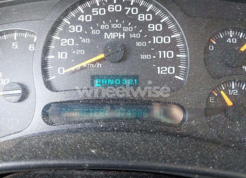 Photo 7 of 2005 Chevrolet Suburban 1500 LS (VIN 3GNEC16Z55G160622)