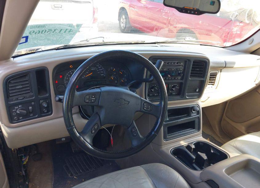 Photo 12 of 2005 Chevrolet Suburban 1500 Z71 (VIN 3GNEC16Z55G228417)