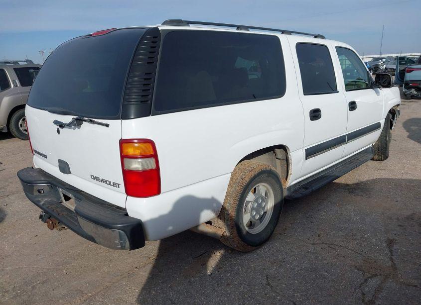 Photo 4 of 2003 Chevrolet Suburban 1500 LS (VIN 3GNEC16Z63G137976)