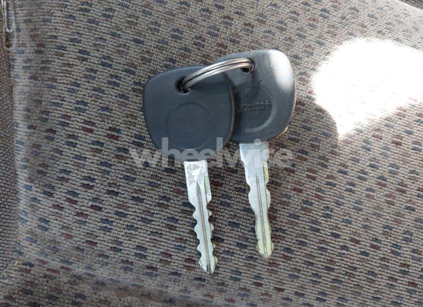 Photo 11 of 2003 Chevrolet Suburban 1500 LS (VIN 3GNEC16Z63G234174)