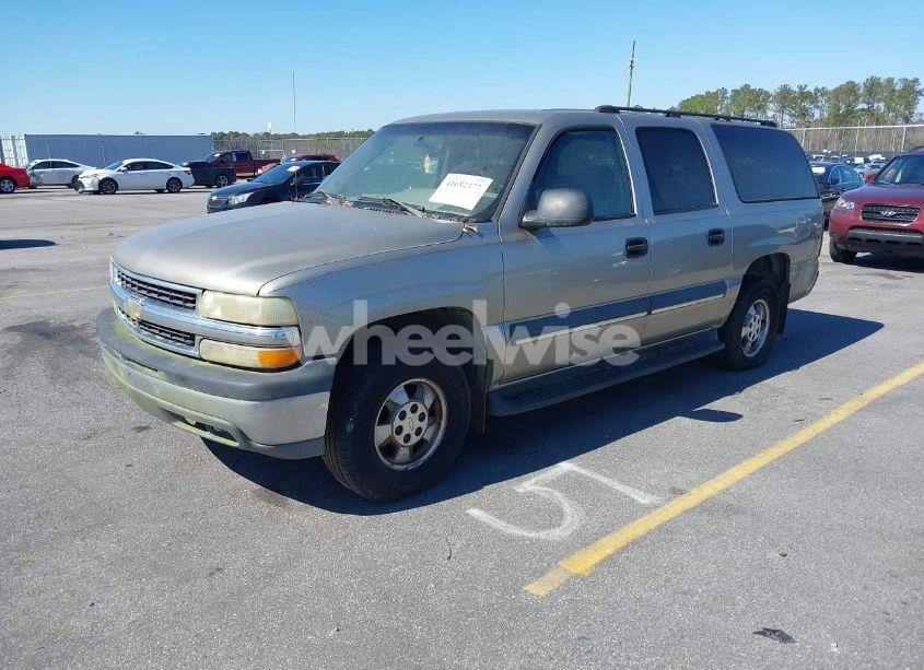 Photo 2 of 2003 Chevrolet Suburban 1500 LS (VIN 3GNEC16Z63G234174)