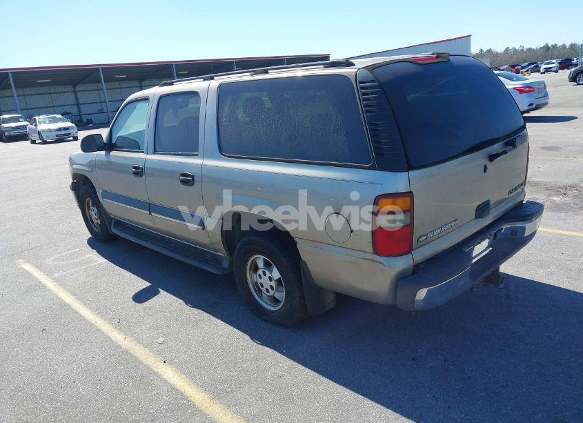 Photo 3 of 2003 Chevrolet Suburban 1500 LS (VIN 3GNEC16Z63G234174)