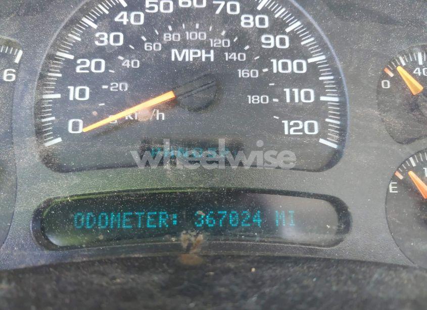 Photo 7 of 2003 Chevrolet Suburban 1500 LS (VIN 3GNEC16Z63G234174)