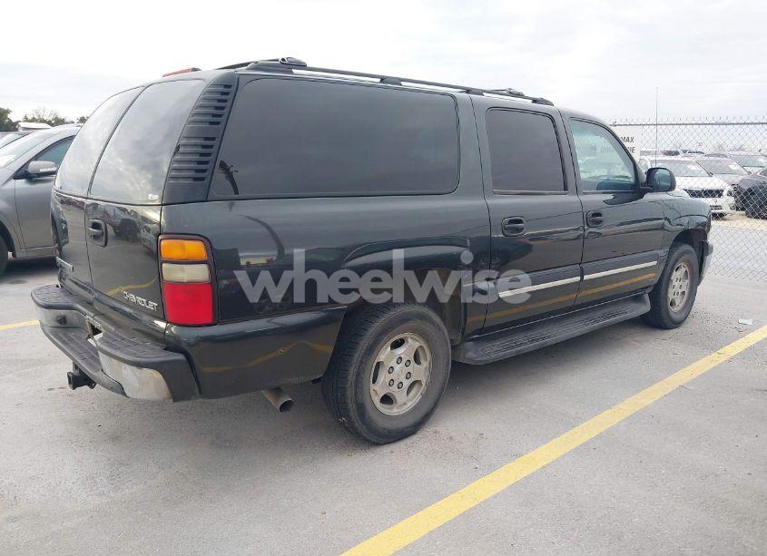 Photo 4 of 2004 Chevrolet Suburban 1500 LS (VIN 3GNEC16Z64G205467)