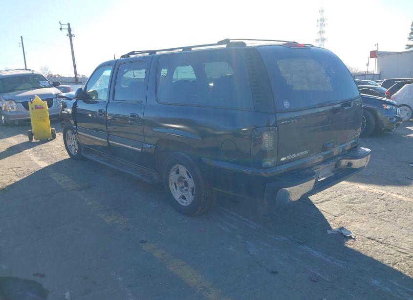 Photo 3 of 2004 Chevrolet Suburban 1500 LT (VIN 3GNEC16Z64G271663)