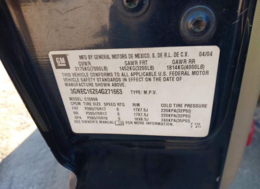 Photo 9 of 2004 Chevrolet Suburban 1500 LT (VIN 3GNEC16Z64G271663)