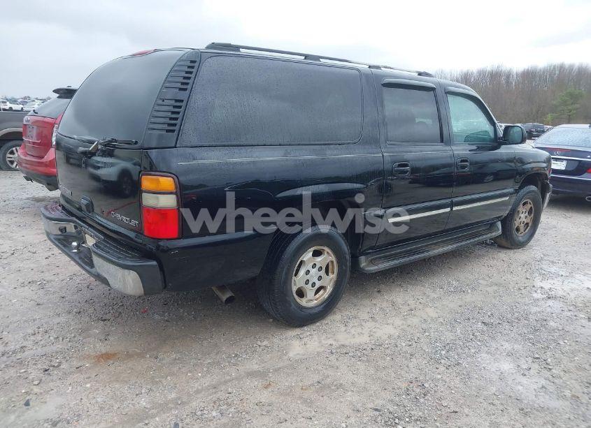 Photo 4 of 2005 Chevrolet Suburban 1500 LS (VIN 3GNEC16Z65G152920)