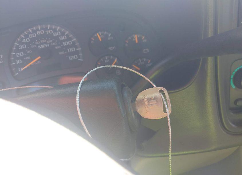 Photo 11 of 2005 Chevrolet Suburban 1500 LT (VIN 3GNEC16Z65G157020)