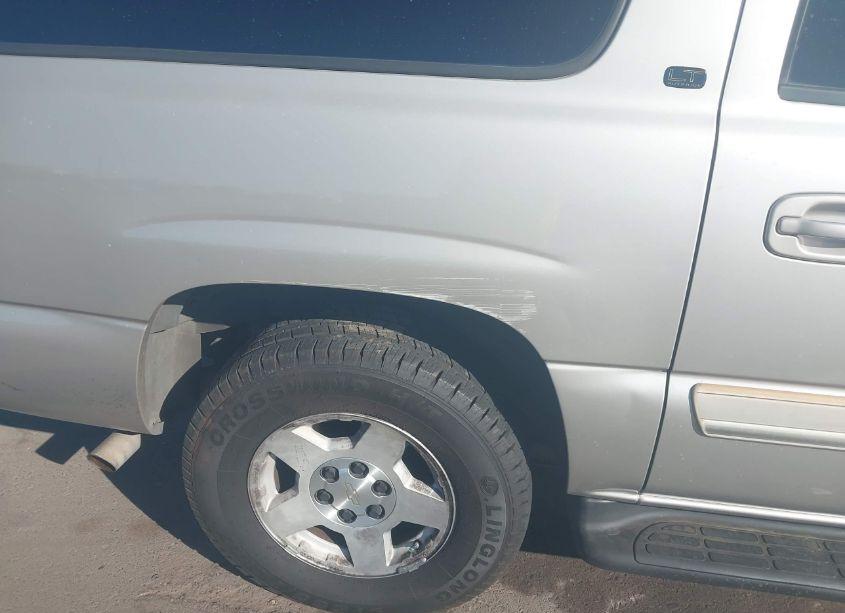 Photo 6 of 2005 Chevrolet Suburban 1500 LT (VIN 3GNEC16Z65G157020)