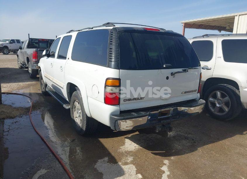 Photo 3 of 2005 Chevrolet Suburban 1500 LT (VIN 3GNEC16Z65G244433)