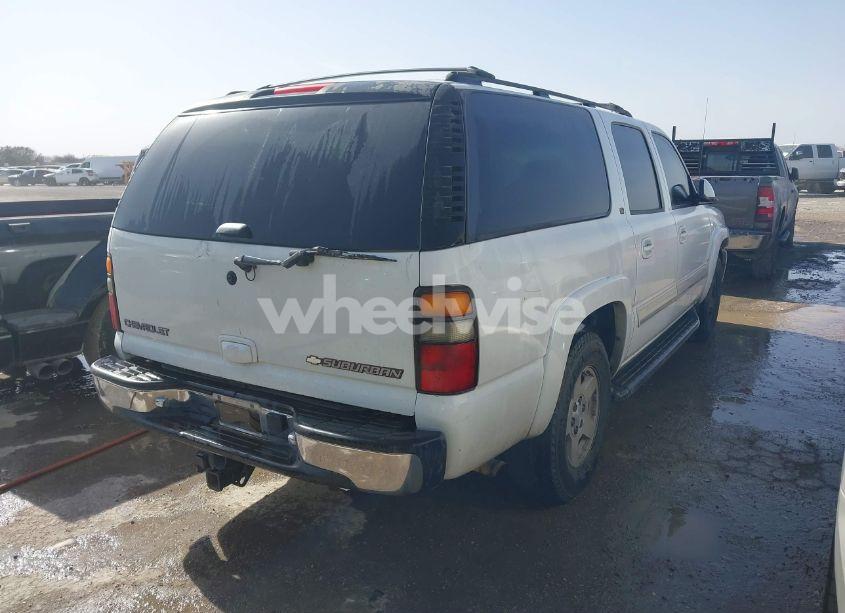 Photo 4 of 2005 Chevrolet Suburban 1500 LT (VIN 3GNEC16Z65G244433)