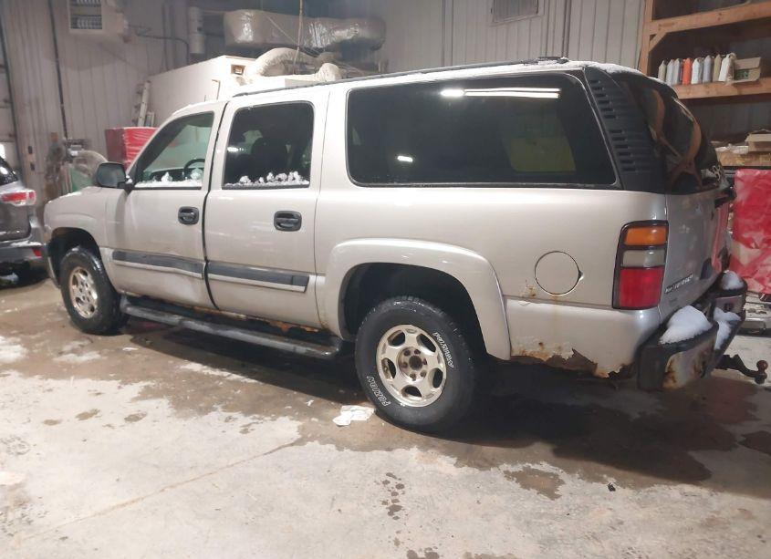 Photo 3 of 2005 Chevrolet Suburban 1500 LS (VIN 3GNEC16Z65G291123)