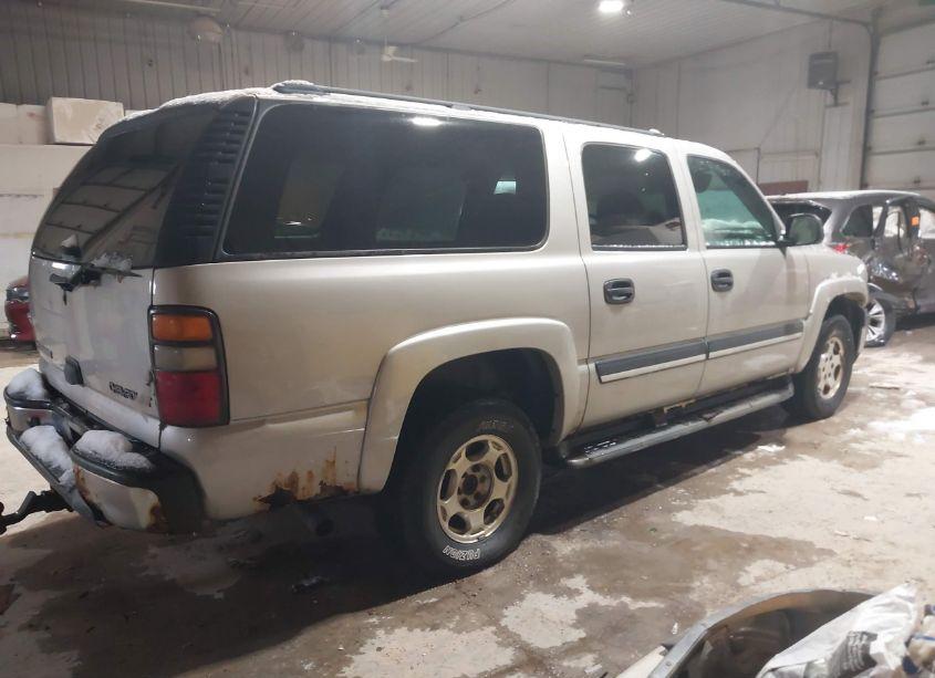 Photo 4 of 2005 Chevrolet Suburban 1500 LS (VIN 3GNEC16Z65G291123)