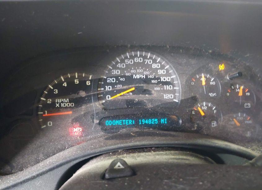 Photo 7 of 2005 Chevrolet Suburban 1500 LS (VIN 3GNEC16Z65G291123)