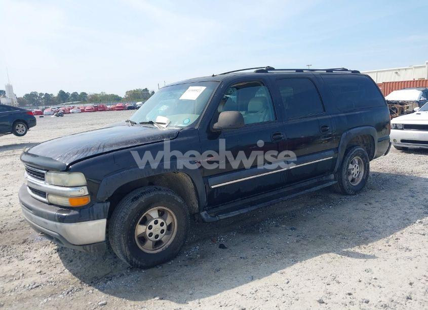 Photo 2 of 2002 Chevrolet Suburban 1500 LT (VIN 3GNEC16Z72G237048)