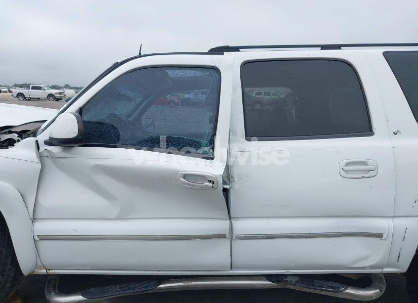 Photo 15 of 2002 Chevrolet Suburban 1500 LT (VIN 3GNEC16Z72G349364)