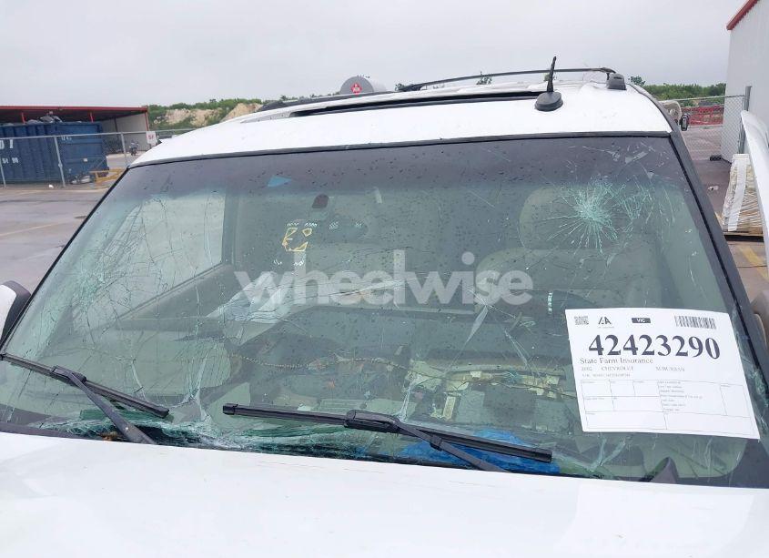 Photo 19 of 2002 Chevrolet Suburban 1500 LT (VIN 3GNEC16Z72G349364)