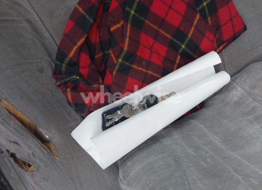 Photo 11 of 2003 Chevrolet Suburban 1500 LS (VIN 3GNEC16Z73G141597)