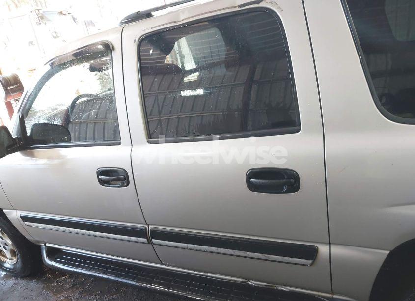 Photo 14 of 2004 Chevrolet Suburban 1500 LS (VIN 3GNEC16Z74G201816)