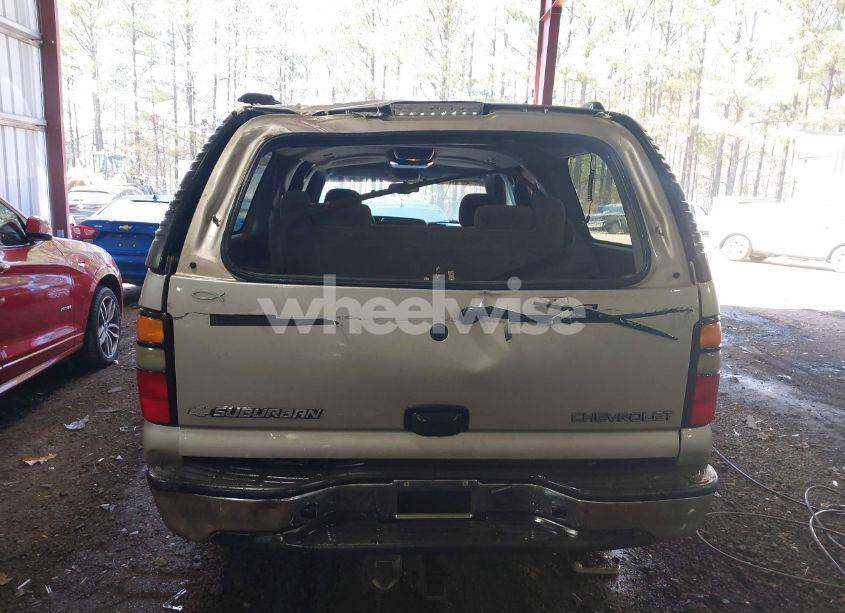 Photo 6 of 2004 Chevrolet Suburban 1500 LS (VIN 3GNEC16Z74G201816)