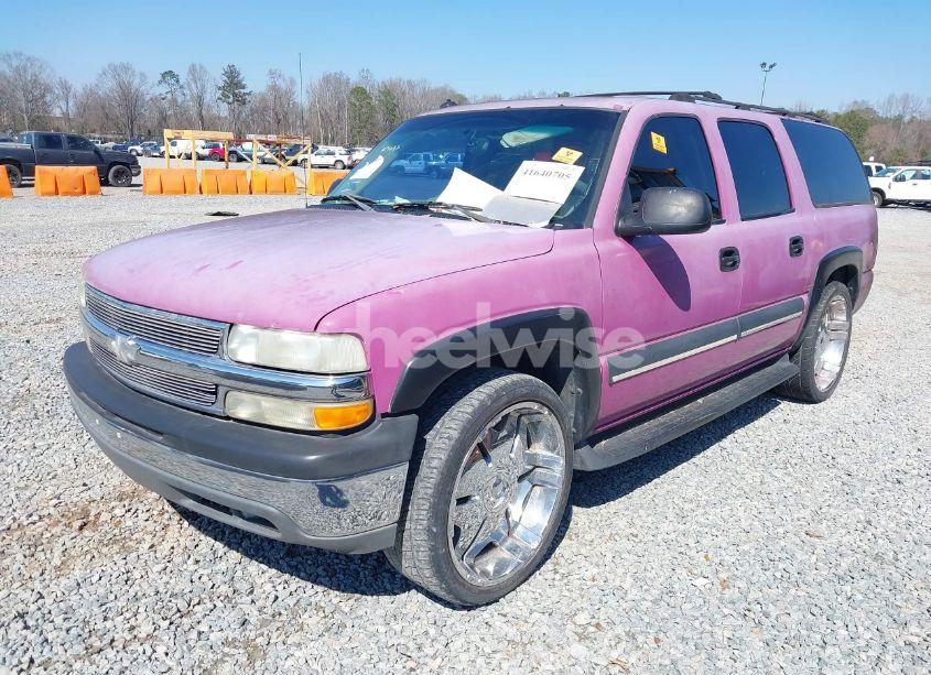 Photo 2 of 2003 Chevrolet Suburban 1500 LS (VIN 3GNEC16Z83G177914)