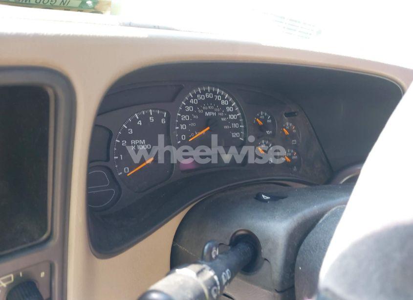 Photo 7 of 2003 Chevrolet Suburban 1500 LS (VIN 3GNEC16Z83G177914)