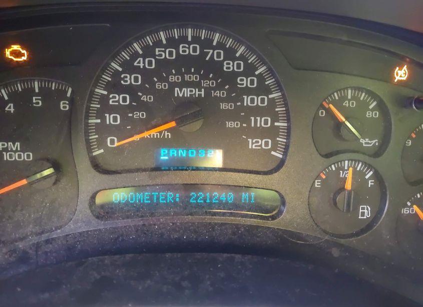 Photo 15 of 2005 Chevrolet Suburban 1500 Z71 (VIN 3GNEC16Z85G154359)