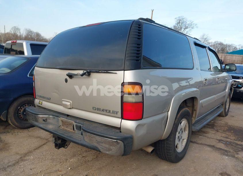 Photo 4 of 2005 Chevrolet Suburban 1500 LT (VIN 3GNEC16Z85G157682)