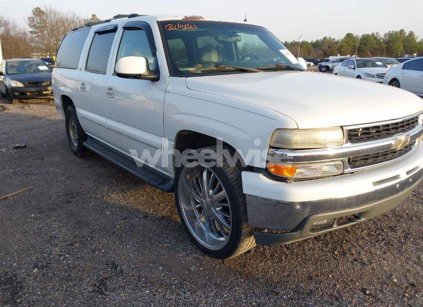 Photo 6 of 2002 Chevrolet Suburban 1500 LT (VIN 3GNEC16Z92G241795)